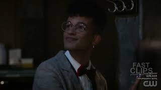 The Flash 8x06: Nora & Bart Visit Dad's Lab to discover Mona Taylor is On the Streets
