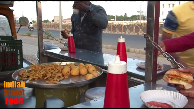 vada pav & chutney making street food style - indian street food stall - vada pav in ahmedabad style | Best indian street food