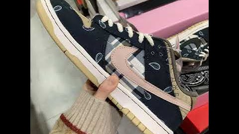 Travis Scott Nike Sb Dunk Low Review