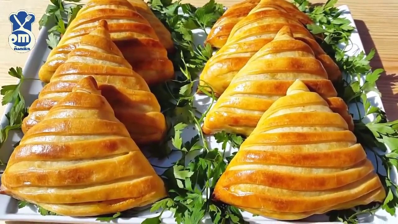 حصريا فطائر الأهرامات بالعجينة السحرية بدون اختمار وبدون دلك سهلة وسريييعة التحضير 2019