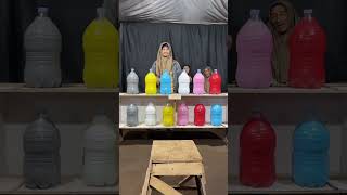 Download Lagu Laat je charmes zien, oma! 🤣🤣🤣 MP3