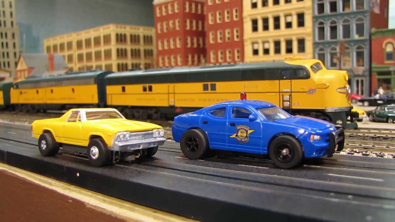 Slot Cars: El Camino vs Dodge Charger & Chicago North Western Passenger