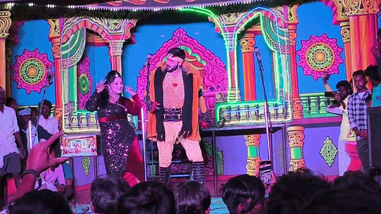 ಕಲಿಯುಗ ಹೆಣ್ಣು ಪ್ರೇಮಿಗೆ ಮಣ್ಣು ನಾಟಕ ಬೋಸಯ್ಯನಹಟ್ಟಿ ,ಶಿವ(ಮಂಜು ಹೆಬ್ಬುಲಿ),ಸ್ವೀಟಿ (ಬ್ಲಾಕ್ ಸುಮ),ಜೀವ(ಮಂಜುನಾಥ)