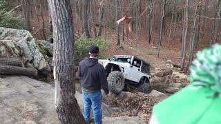 1150hp JLU and 150hp TJ jeep hit Walden Ridge, almost a rollover!  ‎@windrockpark 