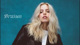 Download Lagu Bruises Renee Rapp clean acapella MP3