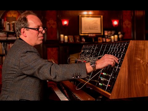 Video: Een Korte Geschiedenis Van De Moog Synthesizer