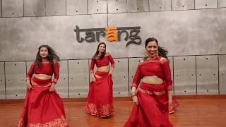 Laal Ghaghra | Good Newwz | Sangeet Choreography | Kareena Kapoor Khan | Akshay Kumar | Nakhra India