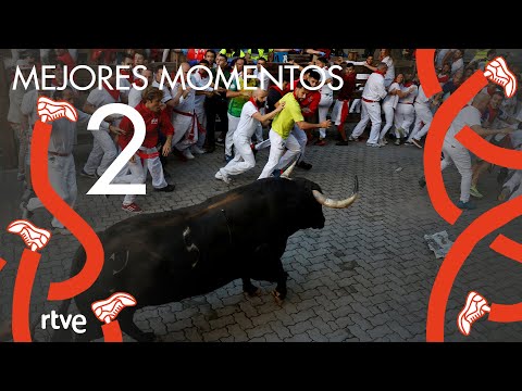 MEJORES MOMENTOS del segundo encierro de San Fermín 2022 | Toros de Fuente Ymbro