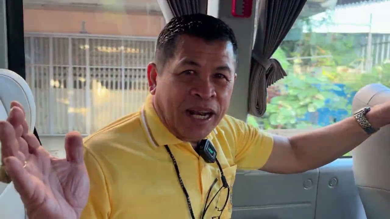 รถมินิบัสรับ-ส่งนักเรียน โรงเรียนเทศบาลหลักเมือง จังหวัดราชบุรี