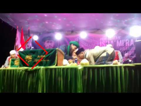 Masya Allah | Ust Hasan Mustopa Yang Didampingi Langsung Oleh Habib Alwi Ba'alawi