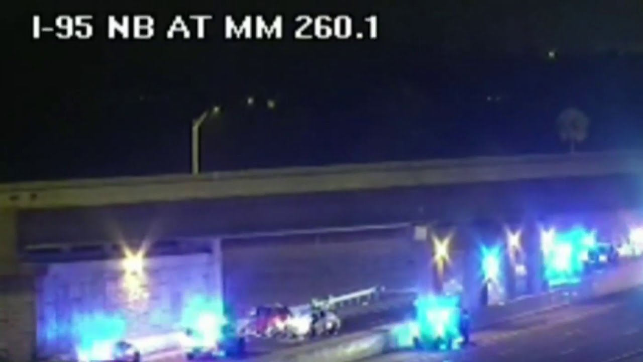 Brother, sister killed in wrongway crash caused by fleeing suspect