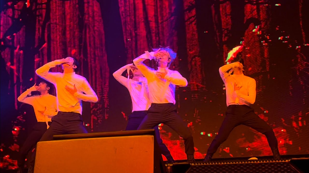 Frost - TXT ACT:LOVESICK Tour Tomorrow X Together NYC 220709 Front Row