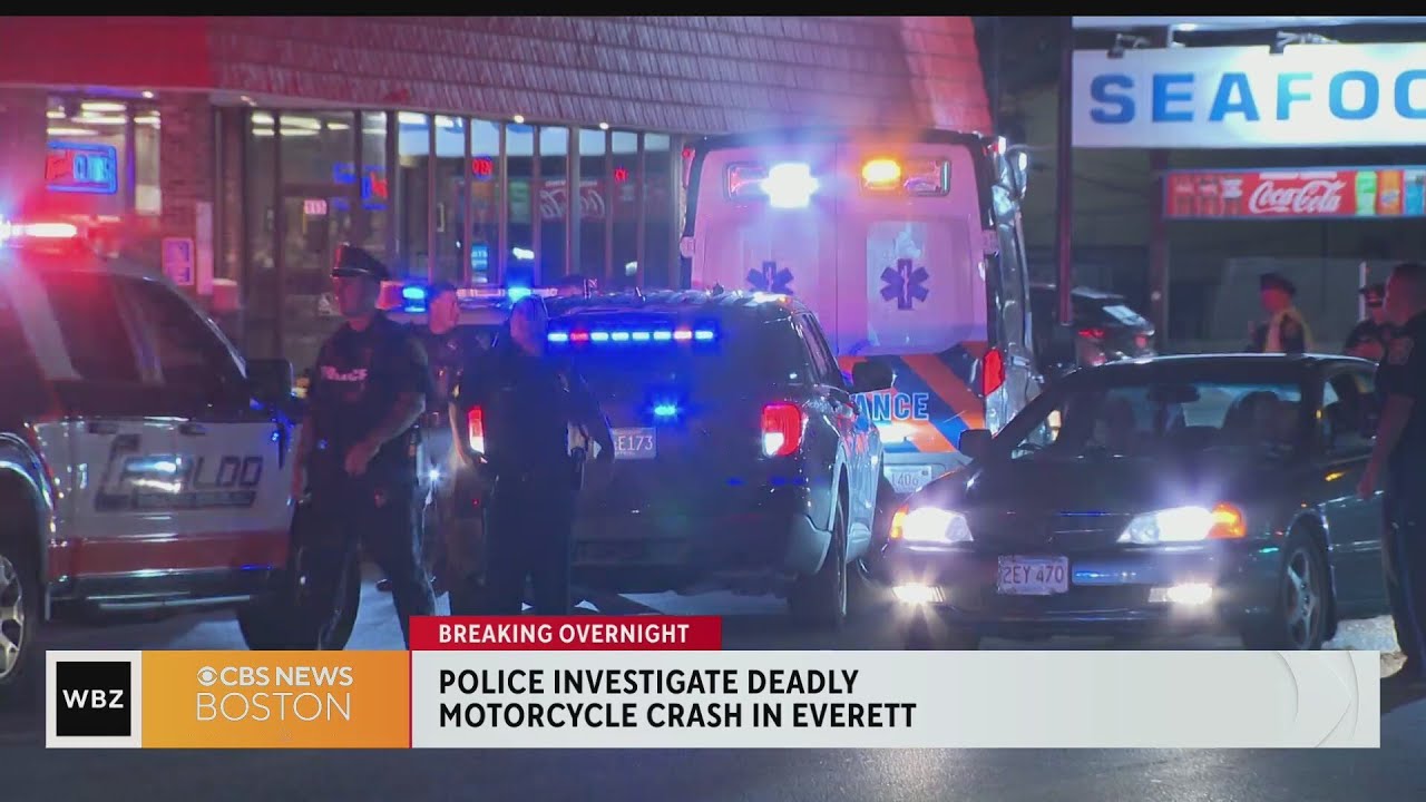 Police investigating deadly motorcycle crash in Everett - YouTube