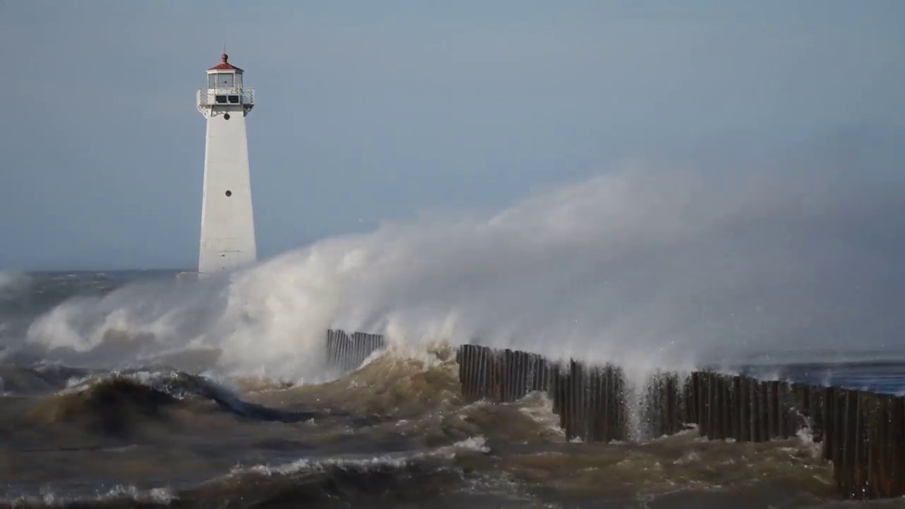 Crazy wind and waves on Lake Ontario at Sodus Point during the big Crazy wind and waves on Lake Ontario at Sodus Point during the big