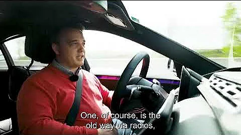 Komunikacija V2I in V2V (V2I and V2V communication)