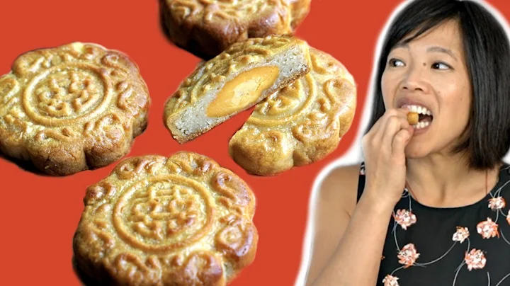 How to Make MOONCAKES With a Traditional Wooden Mold -- Mid-Autumn Festival Recipe - DayDayNews