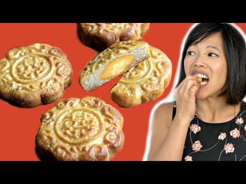 how-to-make-mooncakes-with-a-traditional-wooden-mold---mid-autumn-festival-recipe