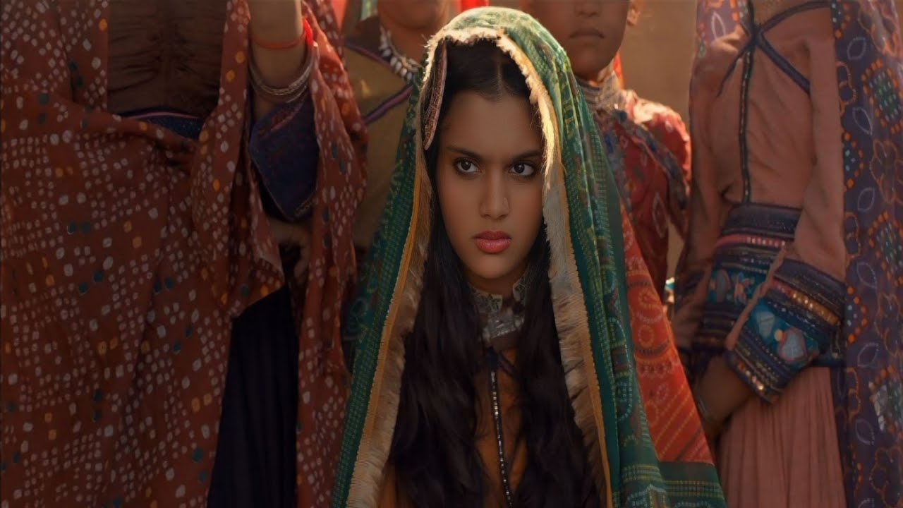 بتشترى عروسة لابنها من قرية تانية .. لكنه بيتصدم يوم الزفاف وهو داخل عليها بحاجة غريبة  تحت الطرحة!