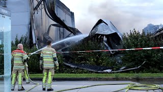 Grote brand bij bedrijfspand Neonweg