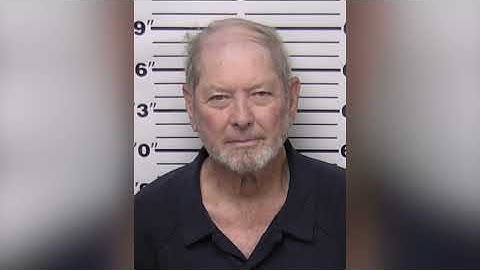 Man pleads guilty to sending, receiving sexually explicit photos with minor