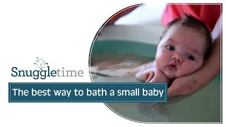 The best way to bath a small baby
