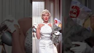 Marilyn Monroe’s Iconic Scene – The Seven Year Itch (1955) #Shorts