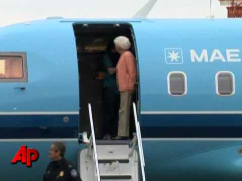 Raw Video: Maersk Capt. Phillips Returns Home