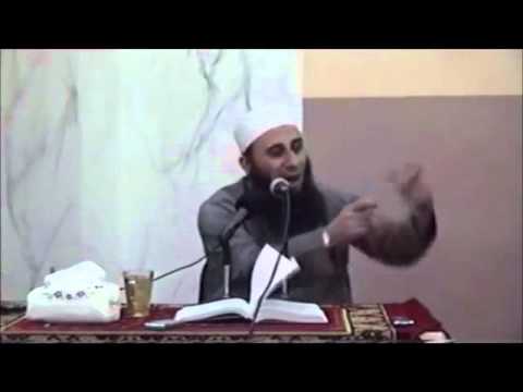 أبوحنيفة يجوز الوضوء بالخمر والضراط واللعب في الصلاة