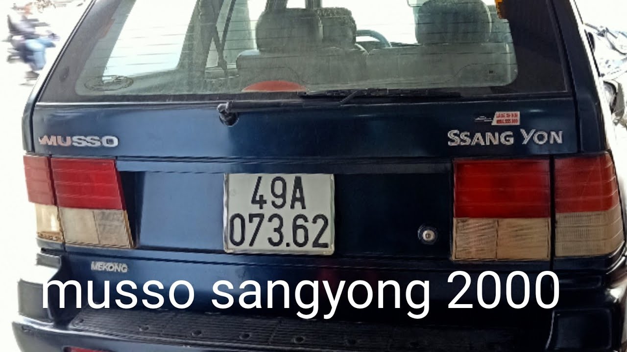 Musso sangyong 2000 oto cu - YouTube