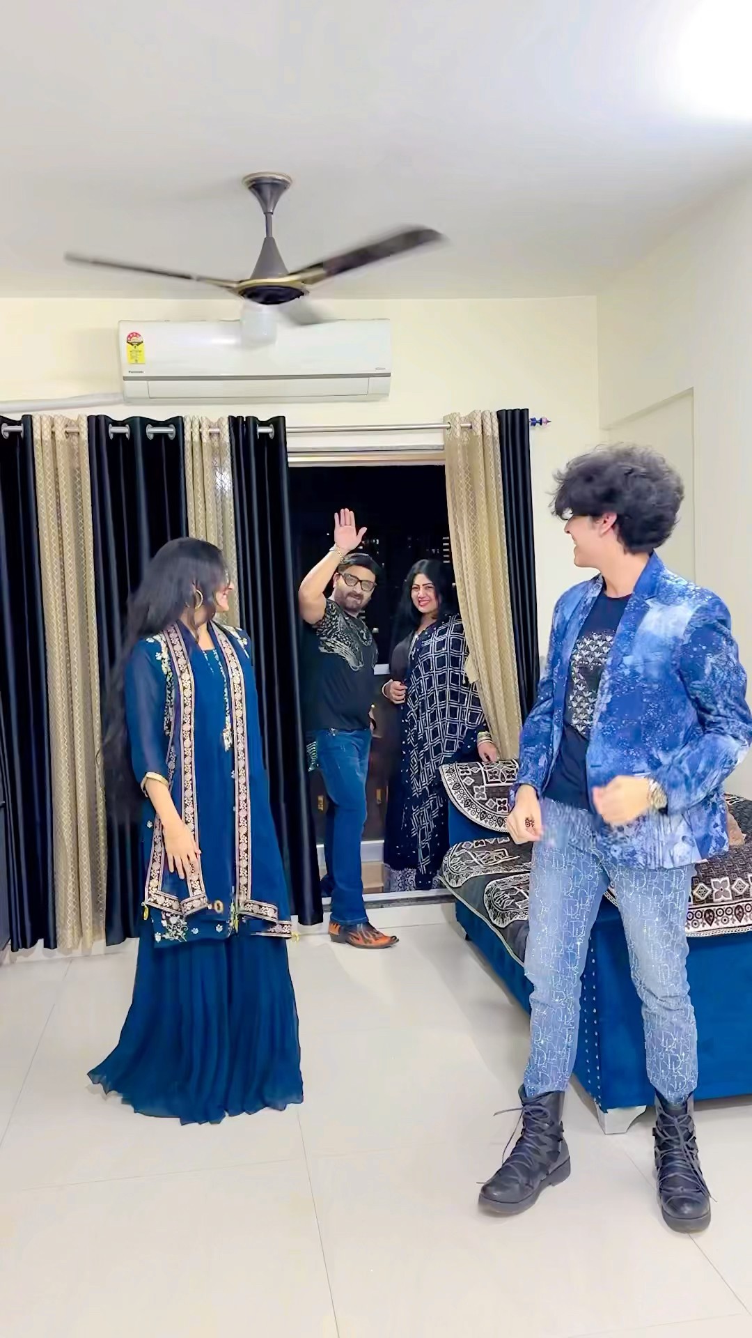 Babu Bahot Pyar???? #zidaanshahidaly #family #shorts