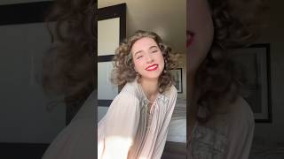 How I brush out my fluffy vintage curls💗 #vintage #hairstyle #hairtutorial #1940s #1950s #retro