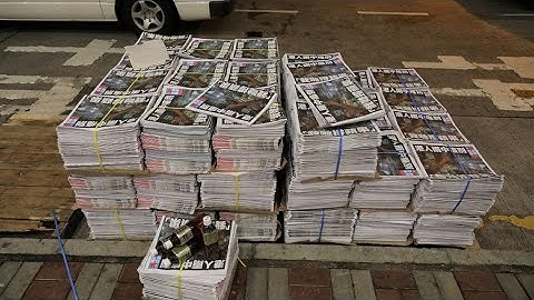 Hong Kong's Apple Daily Shuts Down Following Arrests