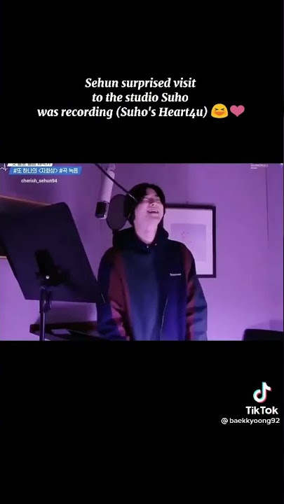 Sehun surprised visit to the studio