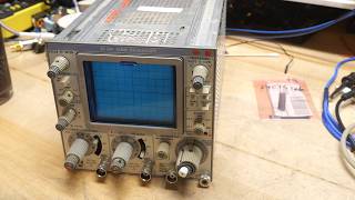 #2751 Tektronix SC504 80MHz Oscilloscope (part 1 of 2)