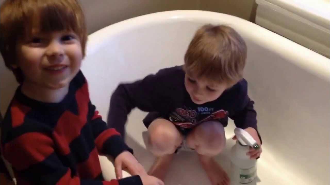 How To Clean A Bathtub With Vinegar And Baking Soda YouTube