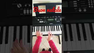 Video thumbnail of "Buon Natale a tutti"