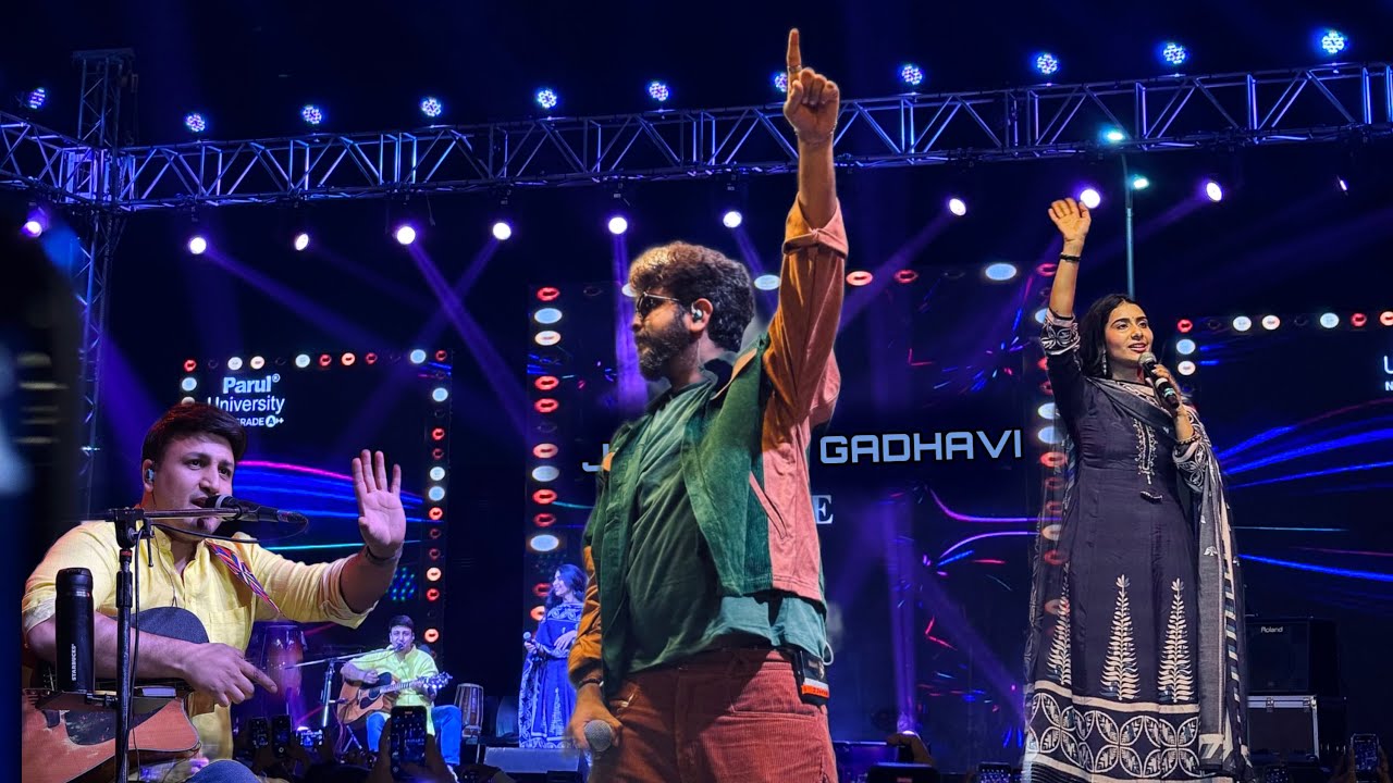 JIGARDAN GADHAVI, NAYAB MIDHA and ARJAN SINGH Live at Parul University