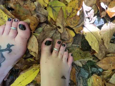 Barefoot Hiking | Sam Branch and Wash Hollow Falls | Beautiful Fall Colors!