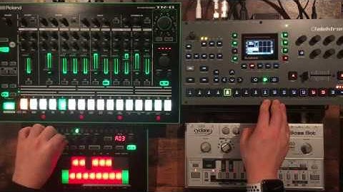 TT-303,TB-3,TR-8,Octatrack MKⅡ,acid house! (#Roland #elektron)