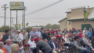 Gov. Greg Abbott speaks at George's restaurant in Waco