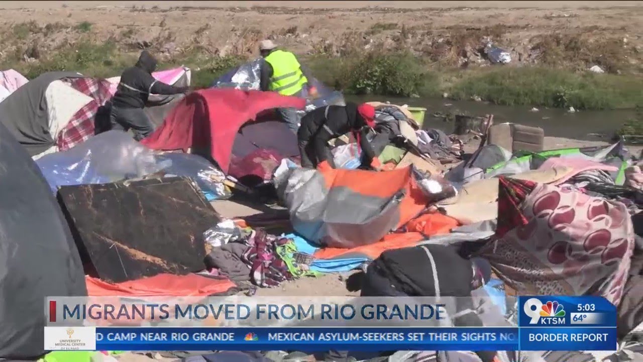 Migrants removed from Rio Grande - YouTube