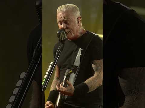 &ldquo;Staring into black light&hellip;&rdquo; 🇩🇪 #M72Frankfurt #Metallica