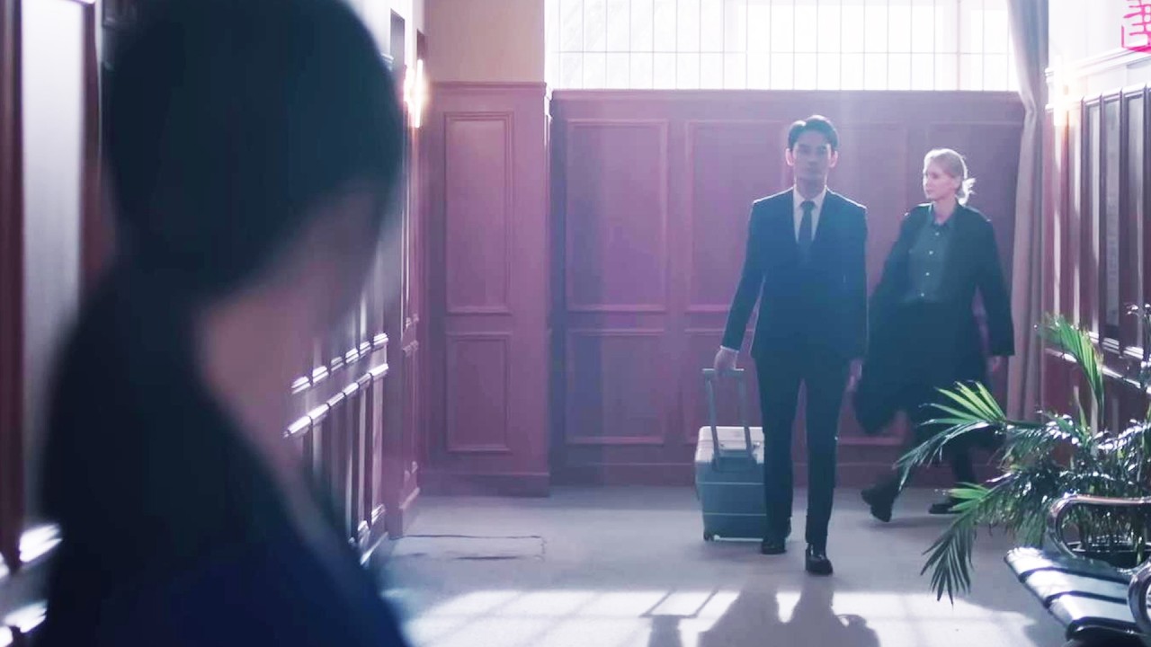 灰姑娘被心機男陷害失業，總裁花3天3夜找足證據，當場為灰姑娘翻案！