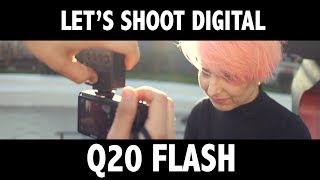 Flash Q20   Ricoh GR