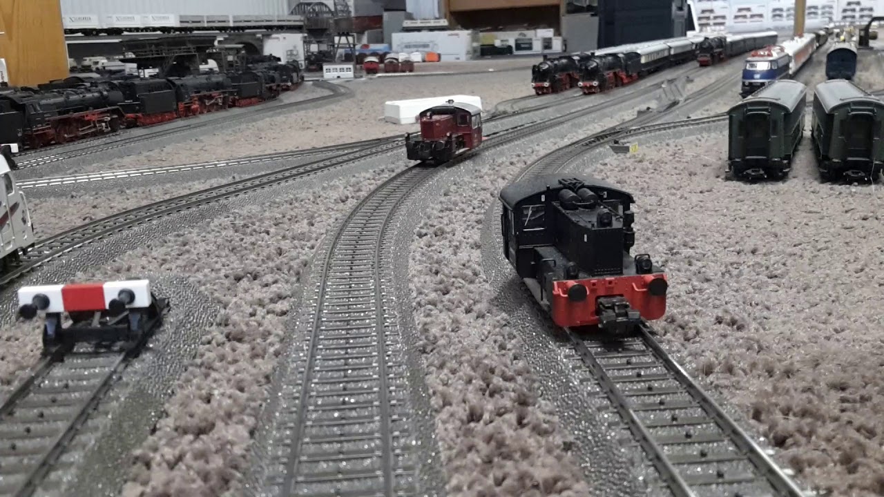 Vergleich Märklin Köf aus 1988 & 2017  [GE-165/04-2018]