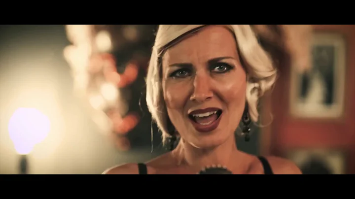 MY HEART BELONGS TO DADDY - Caroline & The Swing F...