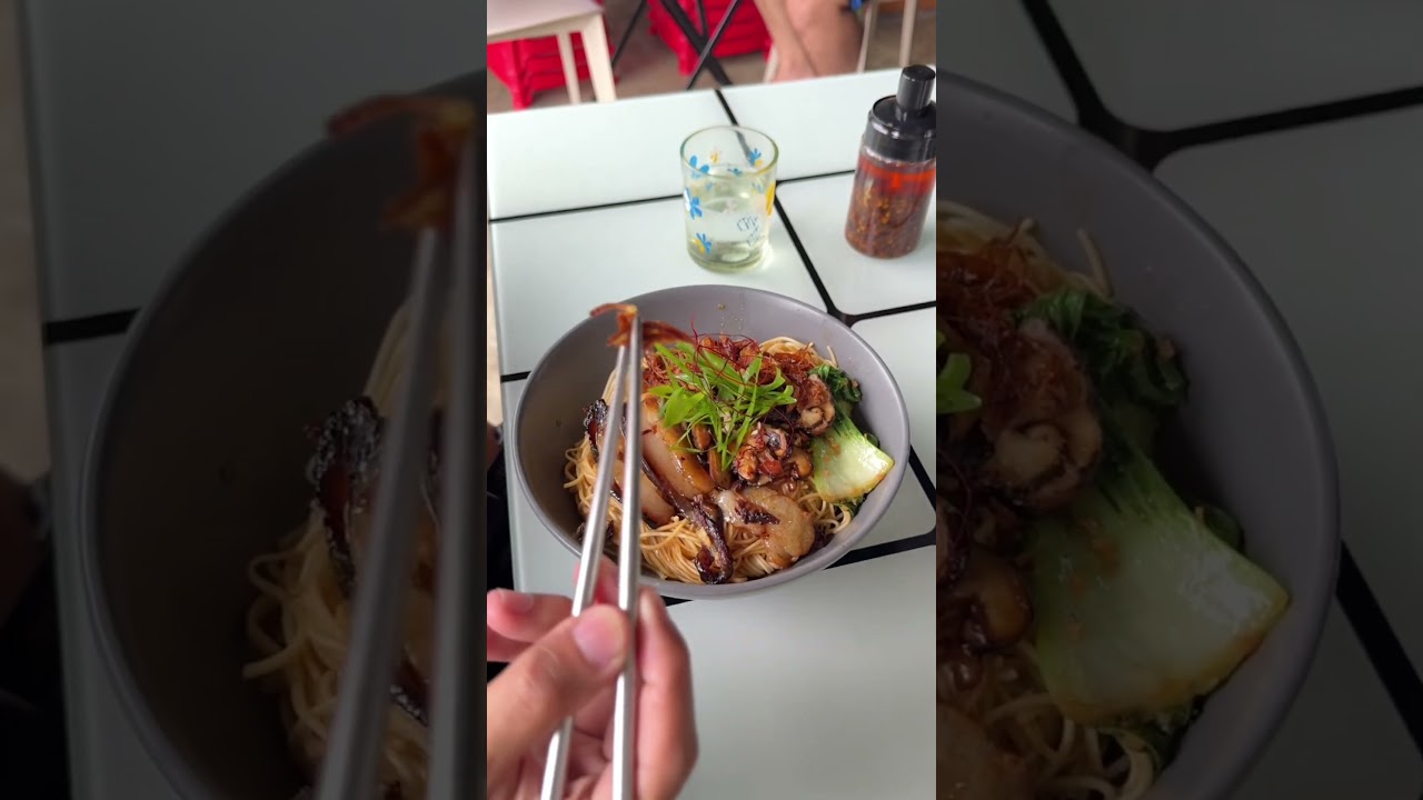 This chili meat noodles been my comfort food lately 🌶️🍜Lowkey obsessed 😌