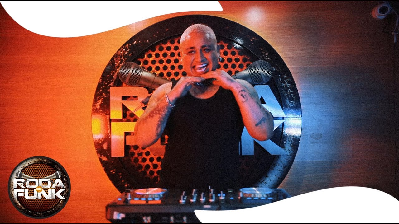 DJ Renan Pimenta - Ao Vivo na Roda de Funk (Atura ou Surta) - YouTube