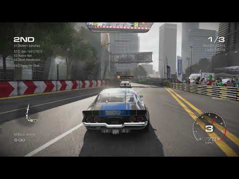 GRID 2019 - 7 minutes of gameplay taking a muscle car round Shanghai!