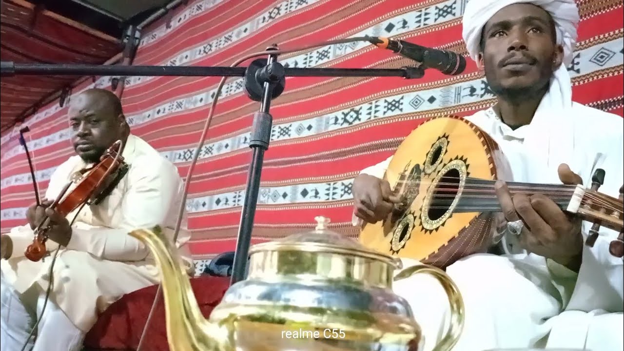 الفنان القدير عبد المالك بوقلقولة ربي يحفظو كتمانك امواطن